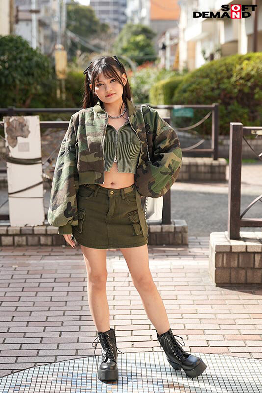 マジックミラー号 へそ出しY2K女子限定！！ 初めてのDEEP乳揉み！ 恥ずかしいけど吐息を漏らしちゃうおっぱい敏感娘は生ち〇ぽだって受け入れちゃう？？｜（1sdmm00175）マジックミラー号 2024年6月発売