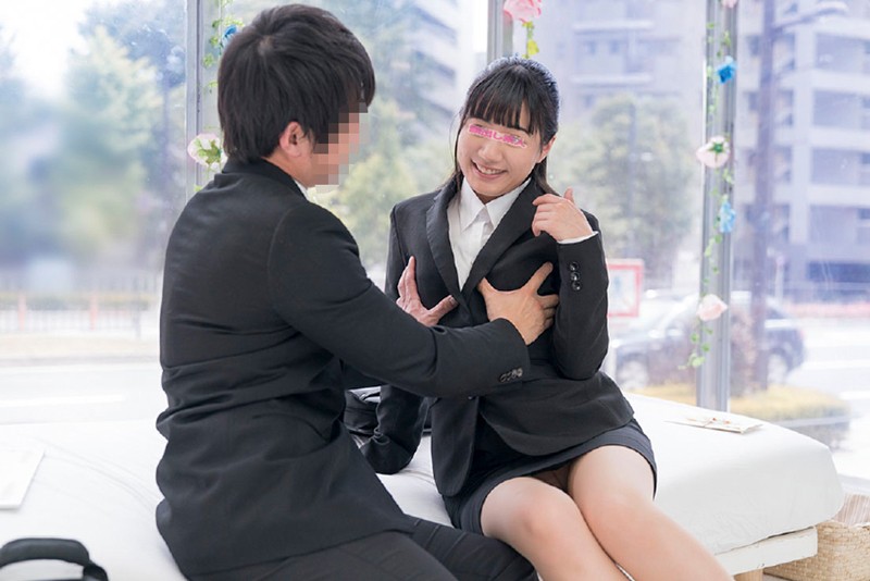 ディープス20周年記念スペシャル作品！ ザ・マジックミラー 顔出し！働く美女限定 8本番！街頭調査！職場の同僚と日本一エロ～い車の中で2人っきり 理性と性欲どちらが勝つのか！？同じオフィスで働く男女に突然のSEX交渉！！人生初の真正中出し！ 8 in池袋｜（dvdms00288）ザ・マジックミラー（MM号） 2018年8月発売