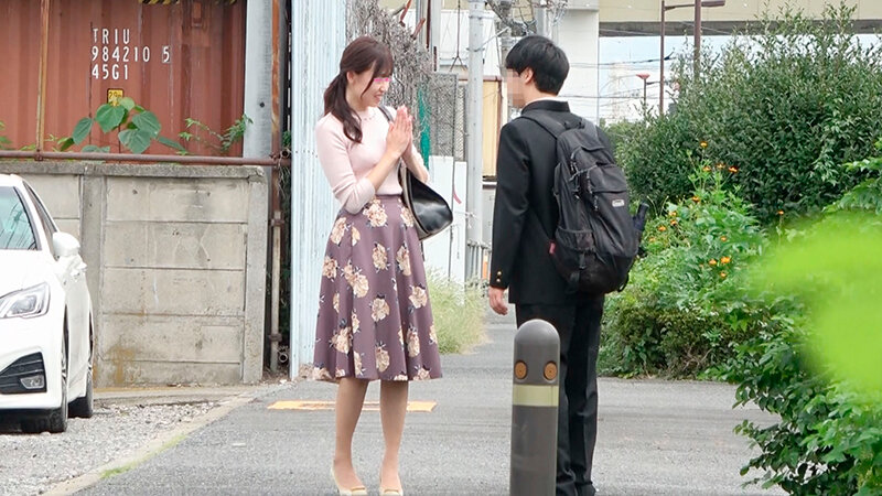 顔出しMM号 美人妻限定 ザ・マジックミラー 仲良しママ友対抗！童貞逆ナンパ射精バトル！！出会ったばかりの年下童貞を人妻が恥じらいながらも手コキ・オナホコキ・フェラ！筆おろし中出し！！｜（dvdms00914）ザ・マジックミラー（MM号） 2023年2月発売