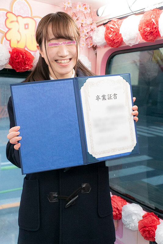 顔出し解禁！！ マジックミラー便 3分前まで女子○校生！初ベスト！卒業式直後のオキテ破りナンパ！！ 50人全員SEXスペシャル！歴代の極上美少女を厳選収録！2枚組8時間！永久保存版｜（dvmm00059）マジックミラー便（MM便） 2023年11月発売