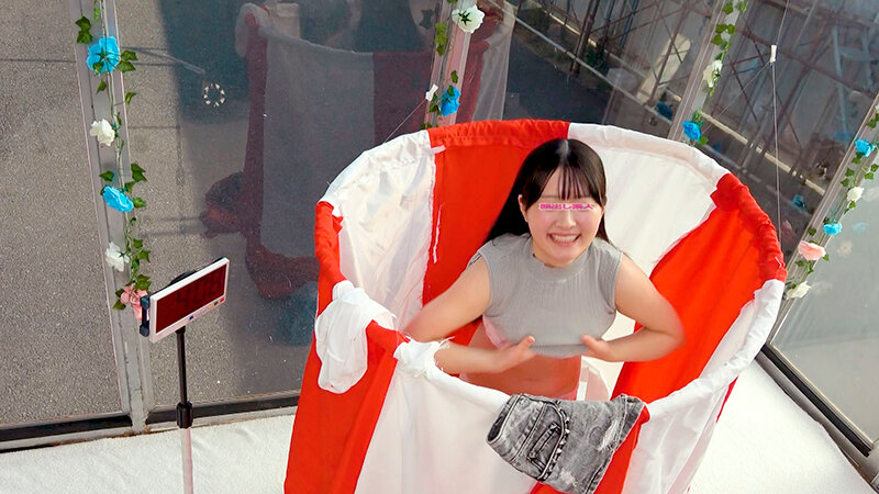 顔出しMM号 素人限定 ザ・マジックミラー 女子大生が青空ビキニ生着替えチャレンジ！3 タイムアップで公開デカチン即ハメ！イってもやめないデカチン追撃ピストンで連続中出し！｜（dvmm00258）ザ・マジックミラー（MM号） 2025年6月発売