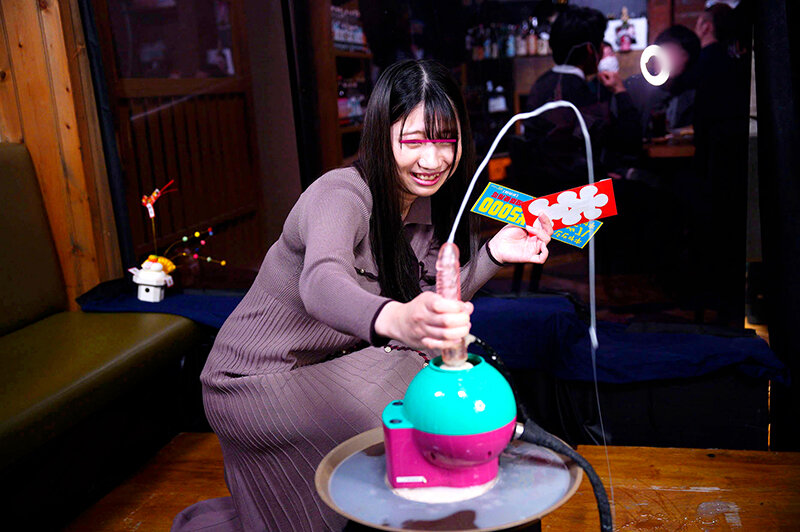 【再販】羞恥！彼氏連れ素人娘をマシンバイブでこっそり攻めまくれ！21素人VSマシンバイブ 激安居酒屋にマジックミラー特設スタジオを設置令和4年お正月だヨ！美人姉妹が酒とノリでNTRスペシャル！編｜素人 MM号動画（1svdvd00908rejo01） 2022年2月発売