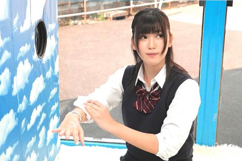 【ミラー号】「彼のオチンコより大きいの選んじゃダメだよ？」女子高生カップルがオチンチン当てゲームに挑戦！