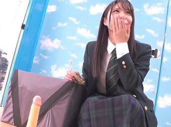 【マジックミラー便】「1cm1万円のギリギリディルドチャレンジ」アナルヒクヒクさせてイキまくる幼い女子学生！