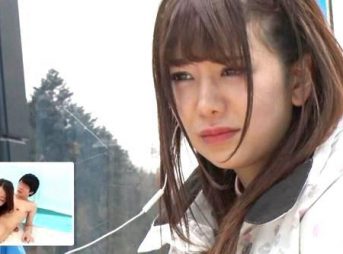 【素人NTR企画】彼氏の浮気を目の前で見た新婚ホヤホヤの人妻が復讐の浮気セックス！