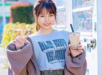 【ミラー号】大好きなイケメン施術師にマッサージされておチンポ挿入も許しちゃう今時H女子♥