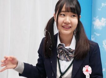 【マジックミラー便】「めっちゃ飛んだｗｗ」ムチムチデカぱいおっぱい清純ロリが手や口、おマンコを使って次々とイクさせる姿がスケベくて抜ける！