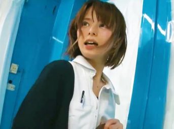 【ミラー号】「チンチン？入れていいですょ///」幼い看護婦さんへ制服を着せたままでのエッチ成功ｗ【素人モデル作品】