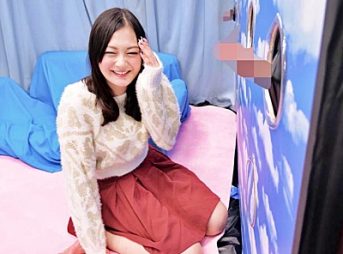 【ミラー号】大好きな彼ピちんぽ当て♥いつものフル勃起状態にするため知らないちんぽを手コキフェラでフル勃起させる彼女