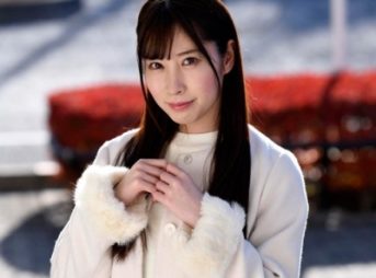 〈マジックミラー号〉エッチなことしてる途中でカレが到着！でものまま待たせて生合体して浮気エッチを楽しんじゃうｗ