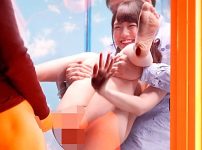 【逆転マジミラ便】外から丸見えの逆マジックミラー！美女のHをオカズにオナる男たちが群がり大興奮の歓喜状態！