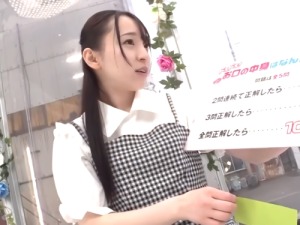 【マジミラ便】「私はこれ舐めてたの？//」童顔ロリな19歳の女学生！可愛い10代女子がお口の中身はなんだろな？にチャレンジ