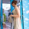 【ミラー号】スケベかわいい美人妖艶を他人妻ナンパ！アラサー主婦にスケベな水着を着させて無責任にも生中出しｗ【一般人NTR企画】