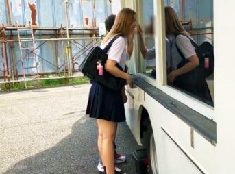 【MM号】「彼氏の生チンポより凄い♡♡」幼いおまんこ寝取られて、たっぷり子作り膣内射精させた現役女の子校生【シロウトJK映像】