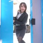 【ミラー号】仕事終わりだというお姉さん！31歳に見えない若々しいルックスのOLがハイレグビキニにお着替え！【一般人ナンパ】